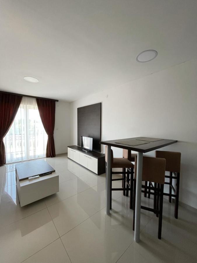 Panorama Apartments Veliko Gradiste Exterior photo